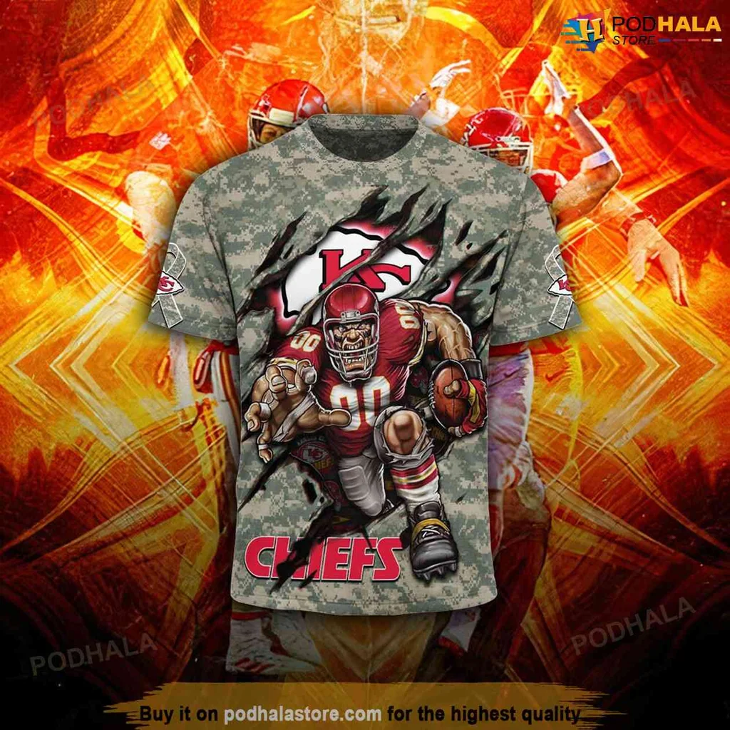 Kansas City Chiefs Camo Hoodie Featuring Dynamic Football Player Design - Product View 5 Kansas City Chiefs Camo Hoodie Featuring Dynamic Football Player Design - Product View 5