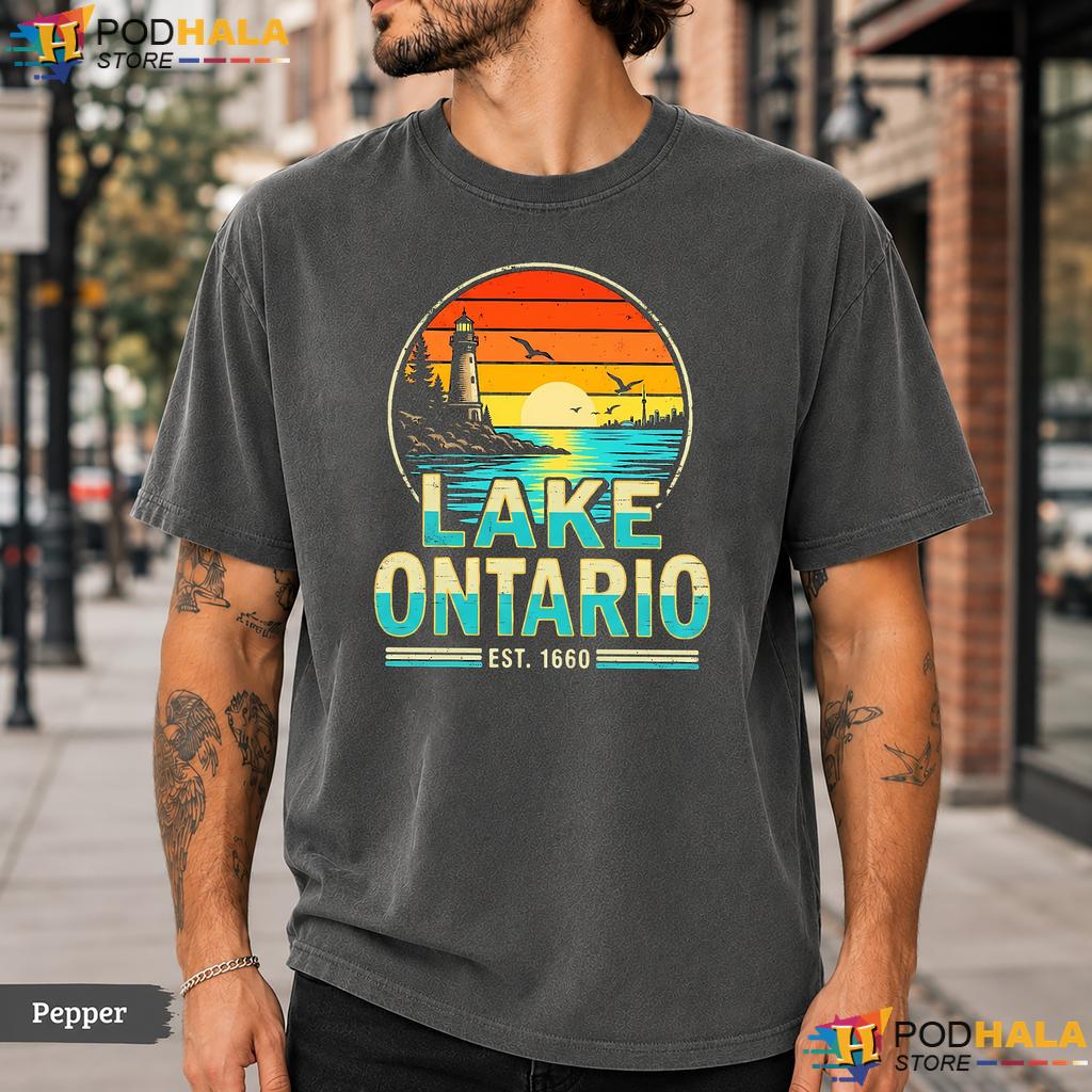 1660 Sunset Lake Ontario Comfort Colors T-Shirt Vintage Lighthouse Top