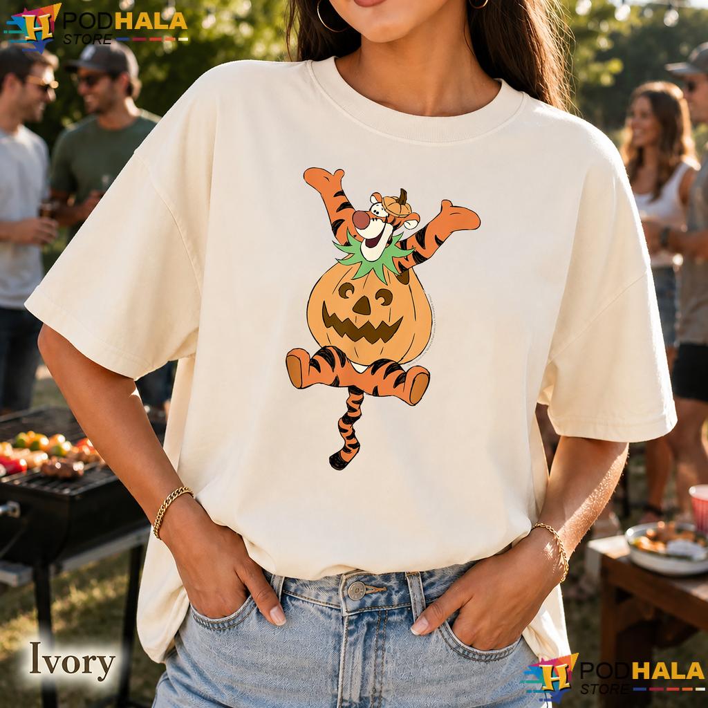 Disney Winnie Pooh Tigger Comfort Colors Tshirt Halloween Pumpkin Top Disney Winnie Pooh Tigger Comfort Colors Tshirt Halloween Pumpkin Top