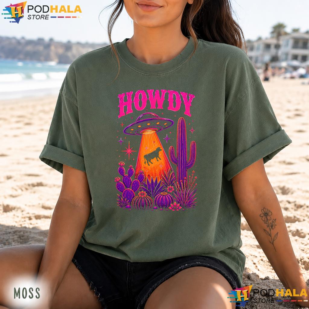 Howdy UFO Alien Comfort Colors Tee Western Cowgirl Encounter Humor Top Howdy UFO Alien Comfort Colors Tee Western Cowgirl Encounter Humor Top