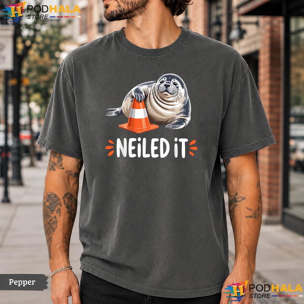 Neiled It Elephant Seal Comfort Colors T-Shirt Funny Sarcastic Meme Apparel