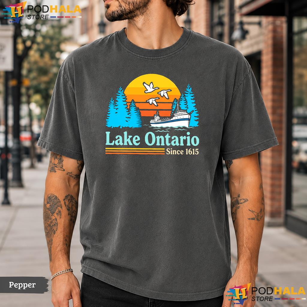 Nostalgic Sunset Lake Ontario Comfort Colors T-Shirt Vintage Retro Top