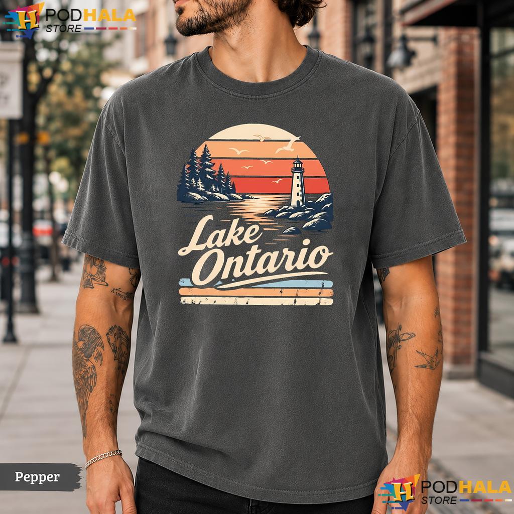 Retro Lighthouse Lake Ontario Comfort Colors T-Shirt Vintage Sunset Tee