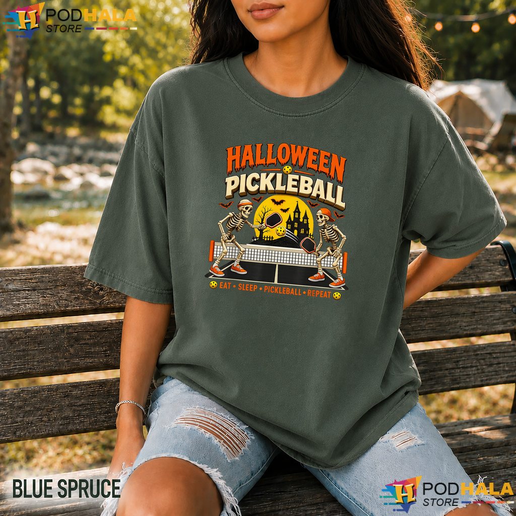 Skeleton Pickleball Game Comfort Colors T-Shirt Funny Halloween Sports Top