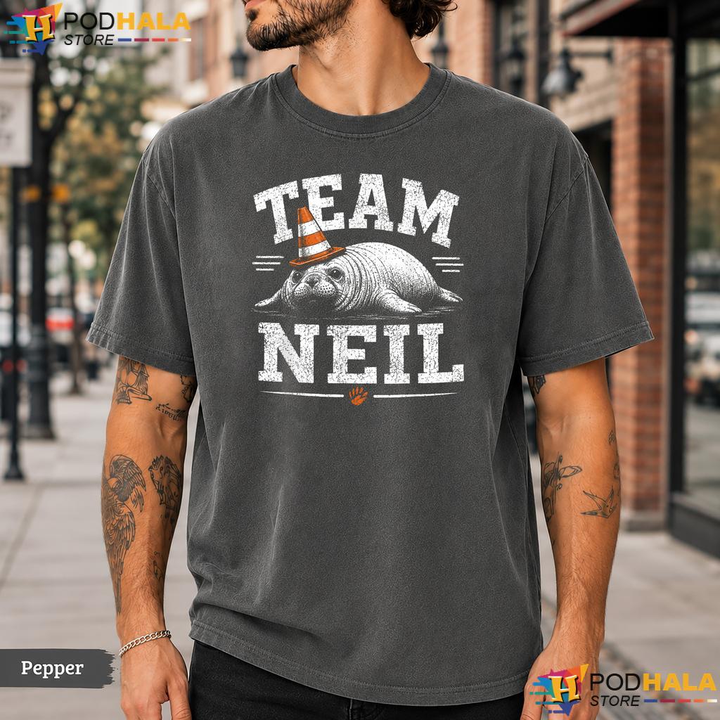 Team Neil The Seal Comfort Colors T-Shirt Funny Elephant Seal Legend Top
