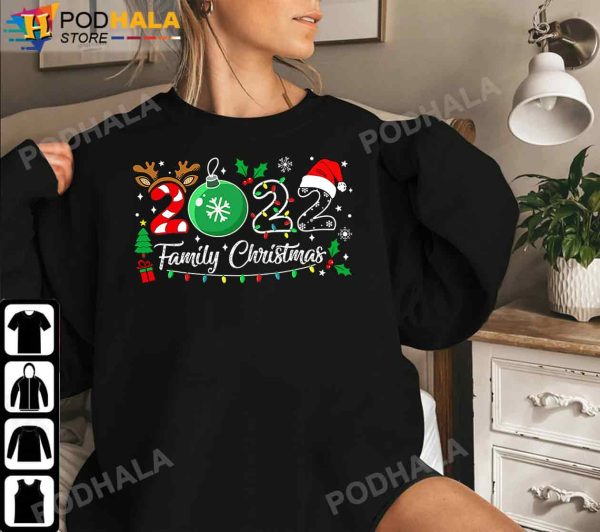 Family Christmas 2022 Merry Xmas Ball Light Garden Reindeer T-Shirt