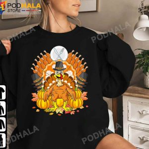 Funny Turkey Of Throne Fall Vibes T-Shirt Thanksgiving Gifts