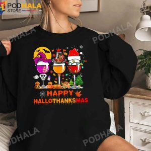 Happy Hallothanksmas Wine Glasses Witch Santa Hat Halloween Pumpkin sweatshirt
