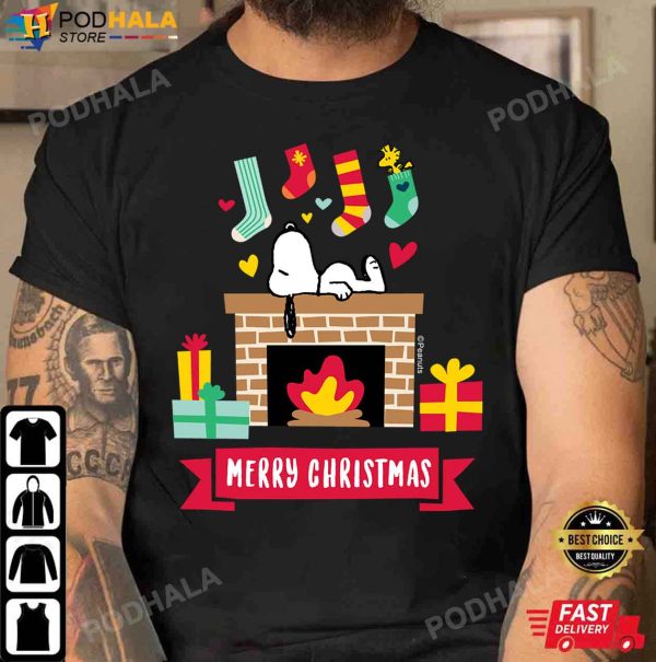 Peanuts Christmas Snoopy Fireplace Funny Christmas Gifts T-Shirt