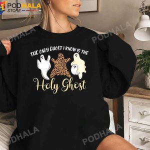 The Only Ghost I Know Is The Holy Ghost Halloween Leopard T-Shirt, Halloween Gifts