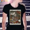 The Reader Tarot Card Funny Skeleton Librarian T-Shirt Halloween Gifts