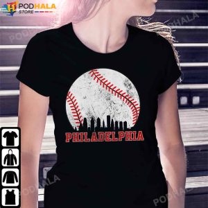 Vintage Philadelphia Baseball For Fans Skyline Retro Philly Cityscap TShirt