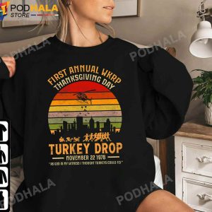 WKRP Turkey Drop God Is My Witness Turkeys Fly Thanksgiving Gifts