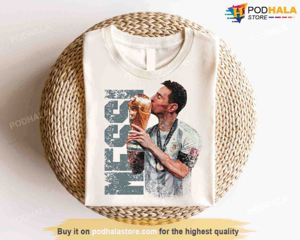 ARGENTINA World Cup Champions Lionel Messi Kiss Cup Shirt