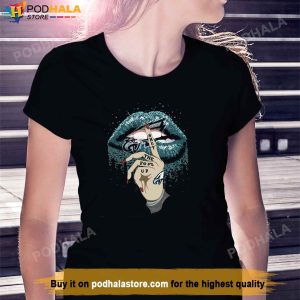 Philadelphia Eagles TShirt Sexy Lips Kiss Gifts For Eagles Fans