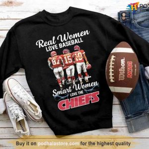Smart Women Love The Chiefs Sweatshirt Super Bowl Apparel 3