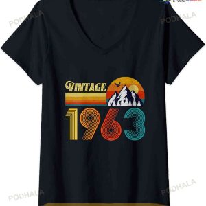 60th Birthday Shirt 60 Year Old Men Women Retro Vintage 1963 V-Neck T-Shirt