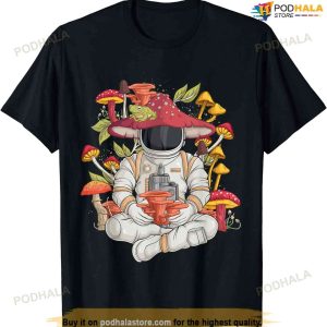 Astronaut Cottagecore Frog Aesthetic Men Women Graphic T-shirt