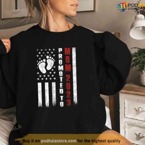 Promoted to Mom 2023 USA FLag Pregnancy Mothers Day TShirt First Time Mother Gifts