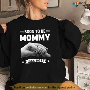 Soon To Be Mommy Est2023 Mothers Day New Mom First Time Mom Premium TShirt