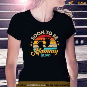 Vintage Soon To Be Mommy 2023 First Time Mom Pregnancy Mothers Day Shirt