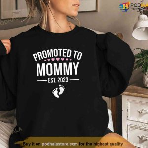 Womens 1st Time Mom EST 2023 New First Mommy 2023 Mothers Day 2023 TShirt