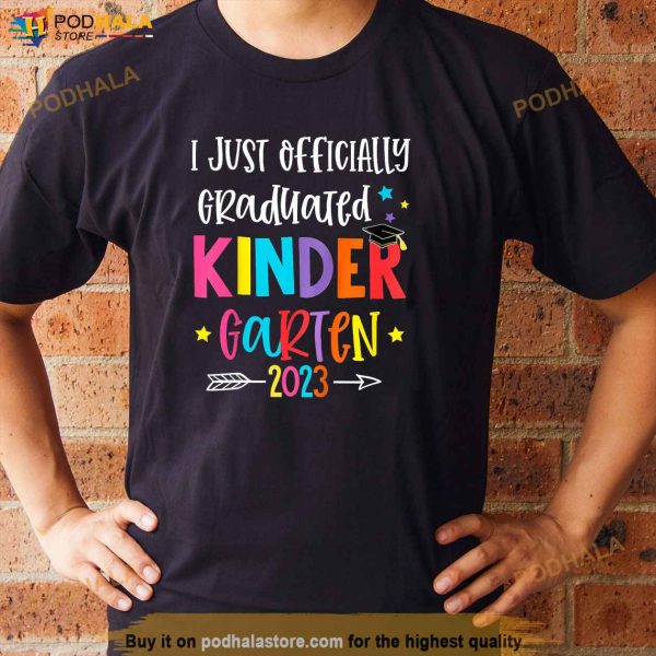 Kids Officially Graduated Kindergarten Graduation Class of 2023 Shirt