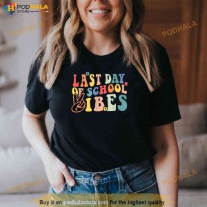 Last Day Of School Vibes Retro Shirt, Vintage Teacher Graduation Gift Shirt
