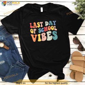 Last Day Of School Vibes Retro Vintage Teacher Graduation Shirt 2