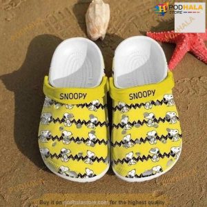 Peanuts Snoopy Yellow Pattern Crocs Clog Slippers