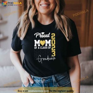 Proud Mom Of A Class Of 2023 Graduate Design For Senior 23 Shirt 3