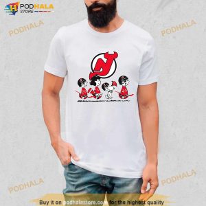 The Peanuts New Jersey Devils Hockey Logo T Shirt 2