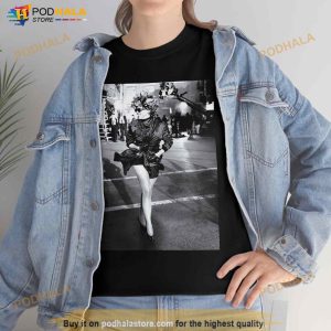 Tina Turner Aesthetic Retro Vintage 70s Inspired Shirt Minimal Tina Turner Black Tee 3