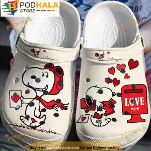 Love More Snoopy Tiny Hearts Crocs Clog