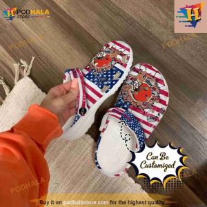 Nfl Crocs Cleveland Browns American Flag Breaking Wall Crocs Clog Shoes 2