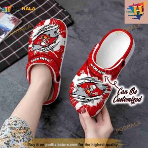 Personalized Tampa Bay Buccaneers Football Ripped Claw Crocs Clog Shoes