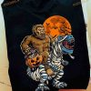 Bigfoot And Bandaged Dinosaur Pumpkin Halloween Shirt