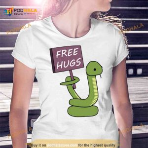 Free hugs the snake Shirt
