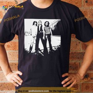 Muna White Photo Green Shirt
