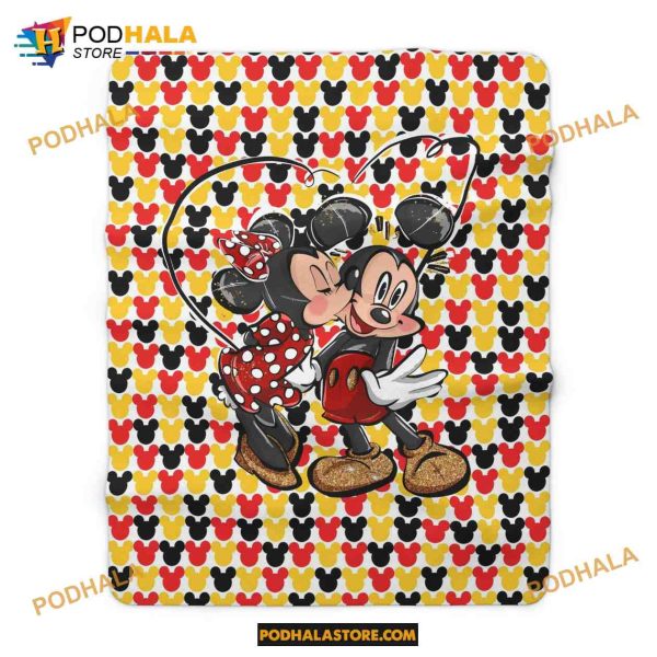 Mickey Mouse Fleece Blanket, Minnie and Mickey Mouse Quilt, Mickey Mouse Gifts