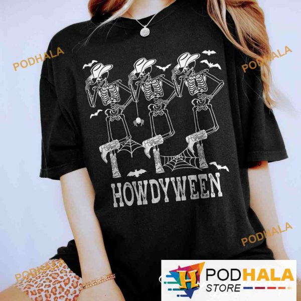 Retro Howdyween Comfort Colors Shirt, 2023 Halloween Town Fall Pumpkin Horror Movie Tees
