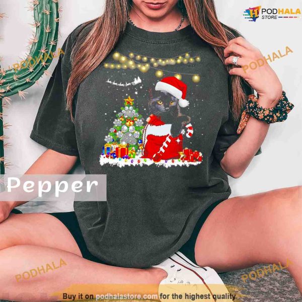 Comfort Colors Black cat in Christmas sox Shirt