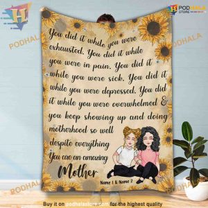 Amazing Mom A Christmas Day Hug Personalized Blanket
