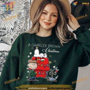 Charlie Brown and Snoopy Retro Christmas Sweatshirt Funny Xmas Gift 2