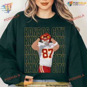 Travis 87 Kelce Heart Hands Sweatshirt KC Chiefs Apparel Game Day Fashion 2