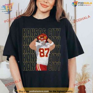 Travis 87 Kelce Heart Hands Sweatshirt KC Chiefs Apparel Game Day Fashion 3