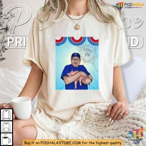 Tim Walz Pig T Shirt Minnesota Governor Holding Piglet Unique Graphic Tee 4