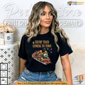 Santa Claus Trump Train Coming To Town Shirt Political Xmas Gift Ideas 2
