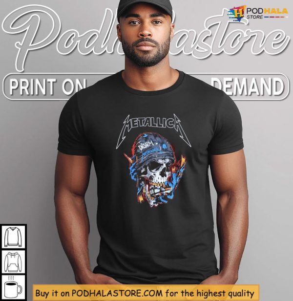 Classic 90s Metallica Band T Shirt With Grunge War Helmet Design